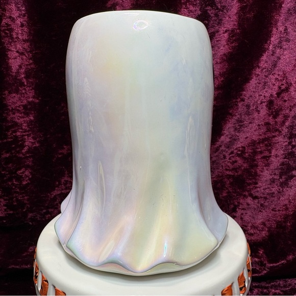 DW Home GIANT 60 Oz Iridescent White Halloween Ghost Candle Pumpkin Apple Scent - Picture 5 of 10